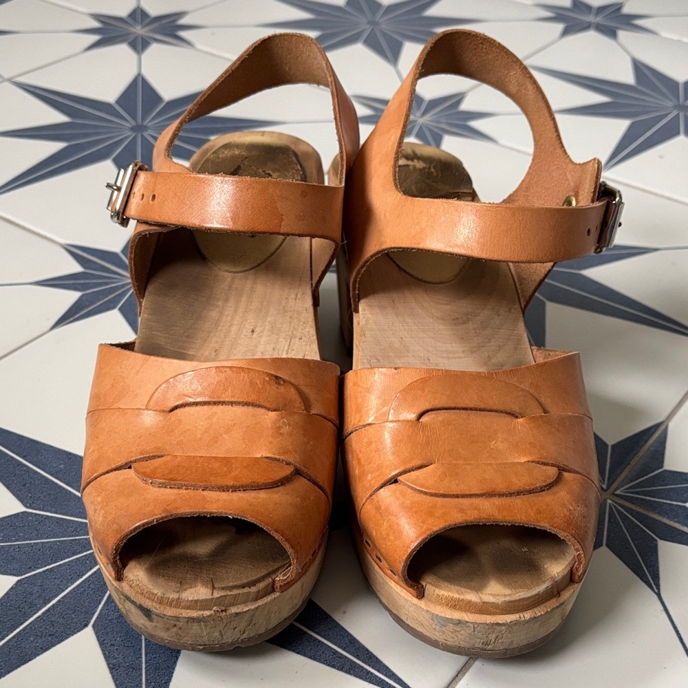Lotta From Stockholm Tan Leather Peep Toe Clogs - Picture 5 of 6